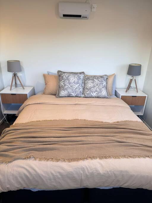 Cbd Luxury Parkside Living 2 Bedroom With Parking Christchurch Zewnętrze zdjęcie