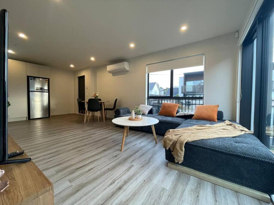 Cbd Luxury Parkside Living 2 Bedroom With Parking Christchurch Zewnętrze zdjęcie